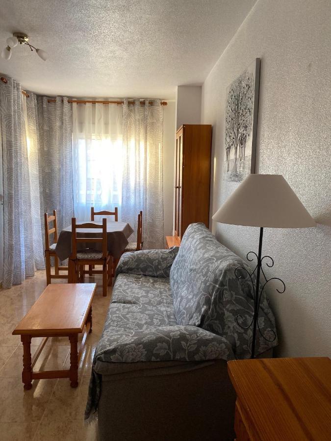 Apartamento Caballero De Rodas Torrevieja Exteriör bild