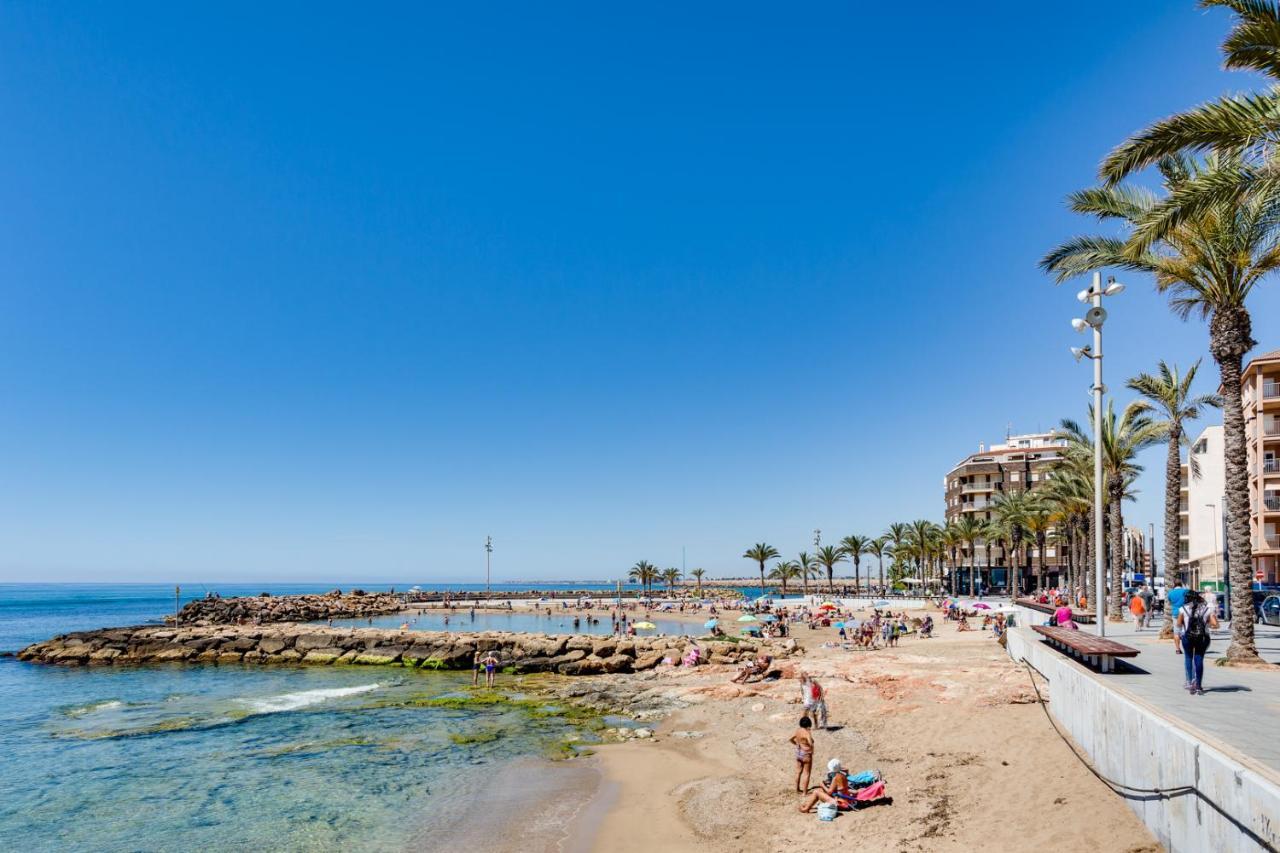 Apartamento Caballero De Rodas Torrevieja Exteriör bild