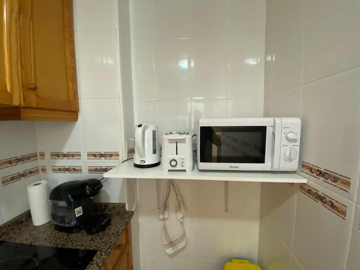 Apartamento Caballero De Rodas Torrevieja Exteriör bild