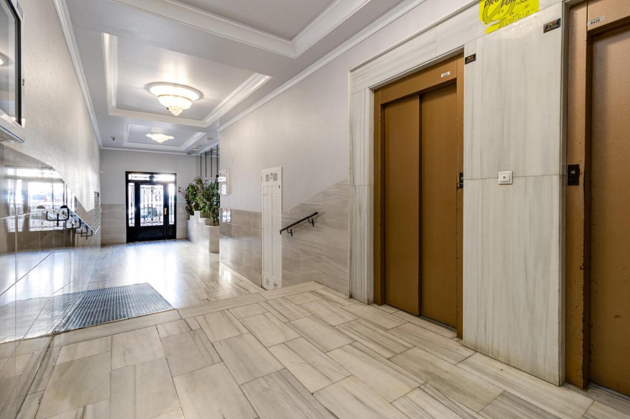 Apartamento Caballero De Rodas Torrevieja Exteriör bild